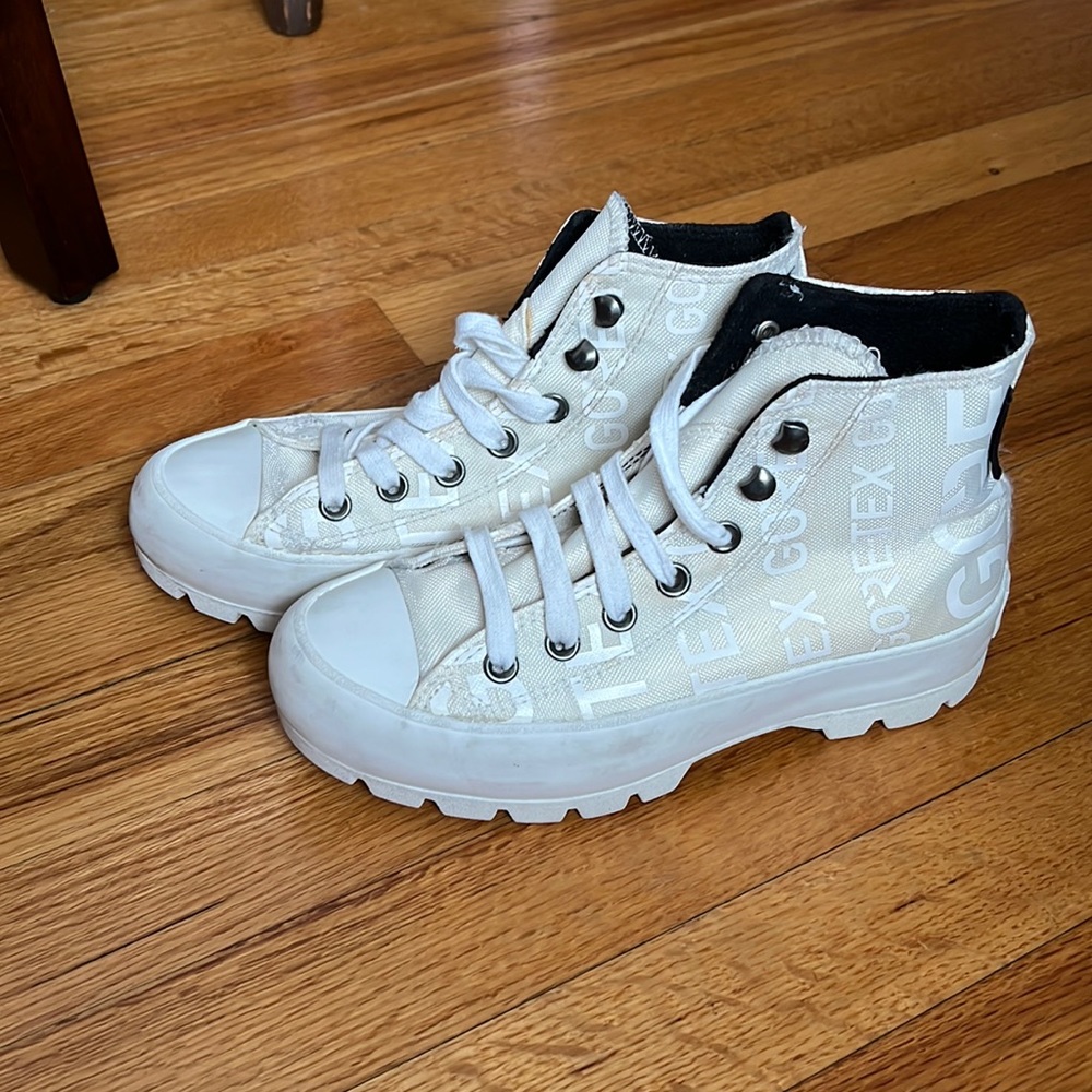 Gortex Converse off white high tops: size 6